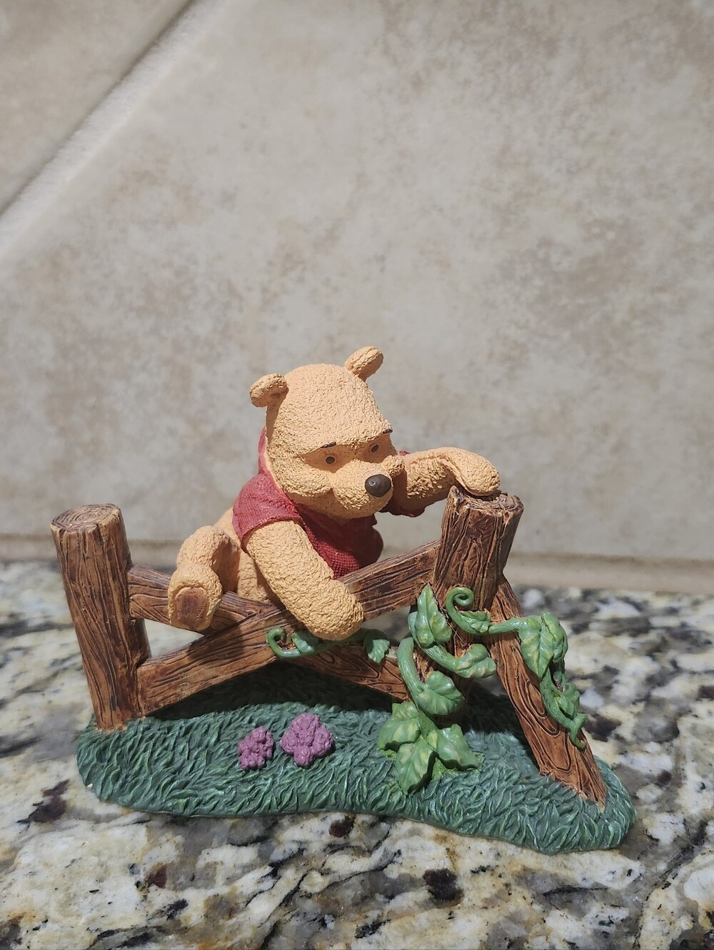 Disney Winnie The Pooh Bear Climbing Fence Figurine 100 Acre Woods